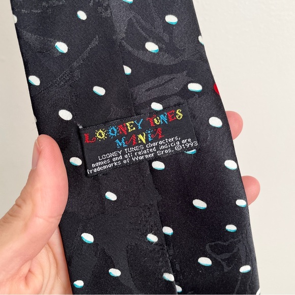 Vintage Looney Tunes Christmas Tie Black Cartoons Daffy Tweetie Bugs Taz Santa - Picture 3 of 8